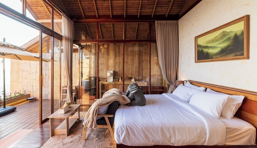 Deluxe Villa, Balcony, Hill View