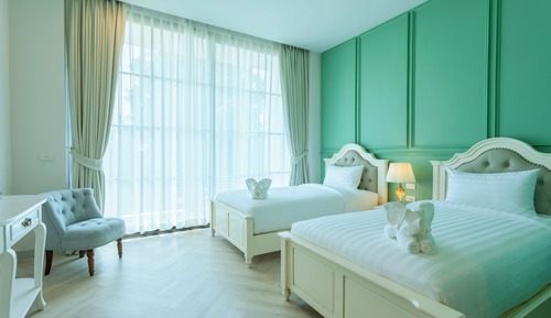 Standard Twin Room
