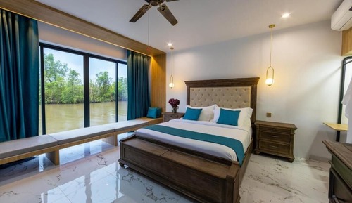 Deluxe Villa, Balcony, Lake View