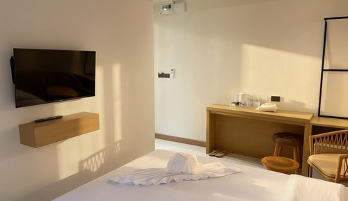 Deluxe Room, 1 King Bed