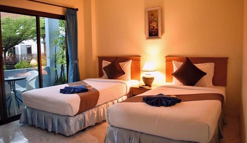 Twin Room, Balcony