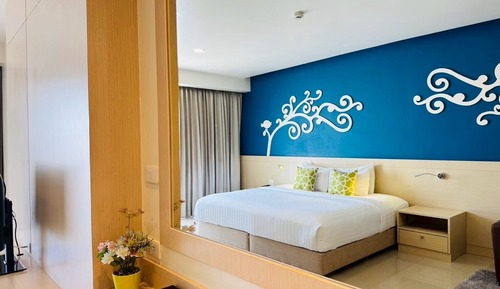 Premier King Room with Balcony