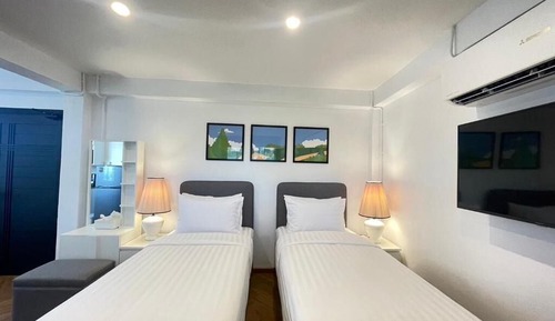 Deluxe Twin Room, Courtyard View