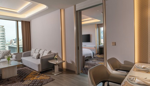 Prestige Suite