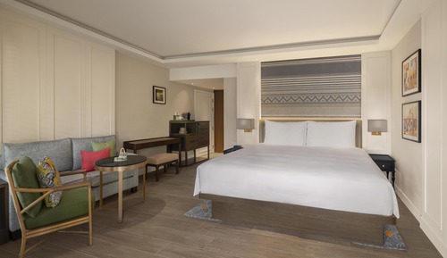 Deluxe Room, 1 King Bed (Accesible)