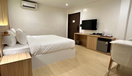 Superior Double Room, No Window, No Smoking
