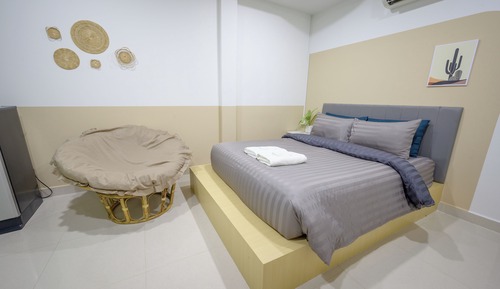 Standard Twin Room