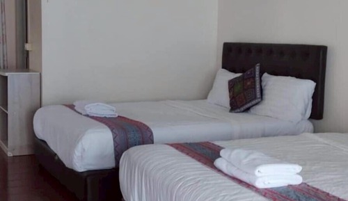 Deluxe Room, 2 Queen Beds, Hill View