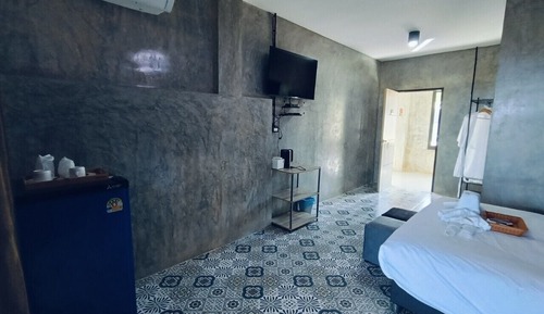 Deluxe Room, Hill View