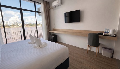 Superior Double Room, River View