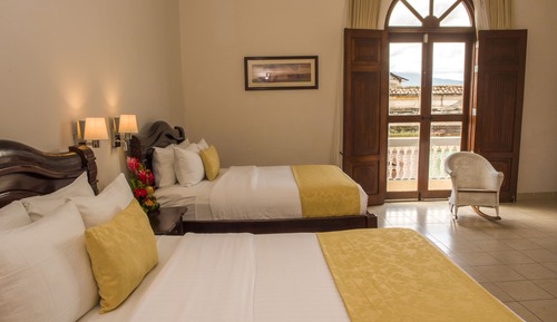 Deluxe Junior Suite