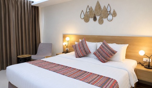 Standard King Room