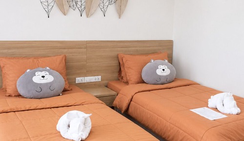 Queen Room - Pet Friendly (Twin Bed)