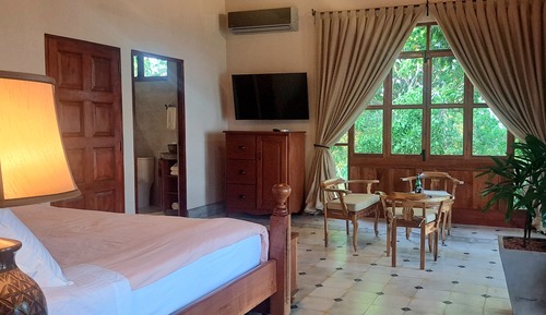 Luxury Double Room, 1 King Bed, Lagoon View