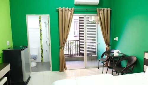 Standard Room, 1 King Bed, Non Smoking