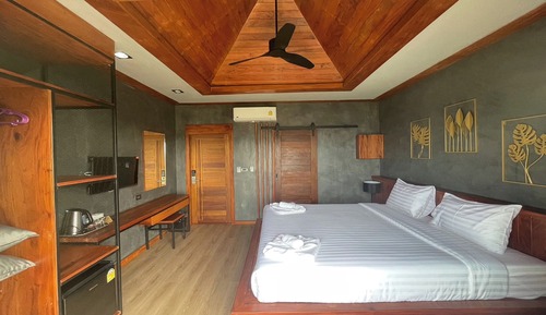 Superior King Villa