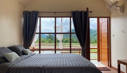 Deluxe Villa, 1 King Bed, Hill View