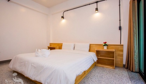 Deluxe Single Room