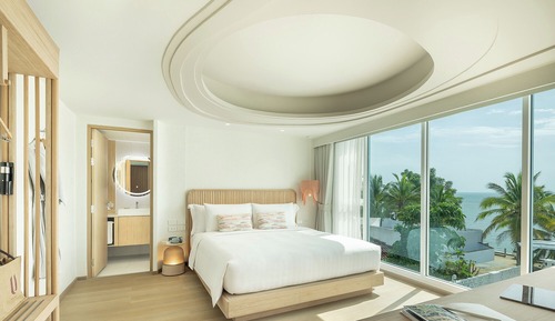 Cozy Seaview Room