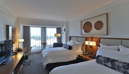 Classic Room, 2 Double Beds, Pool View