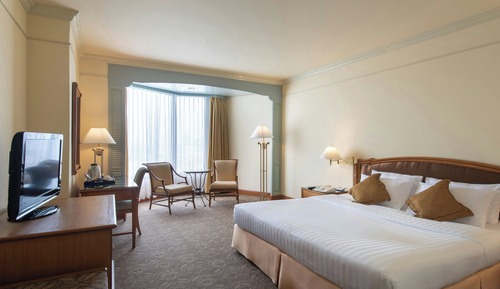 Premier Room, 1 King Bed, River View
