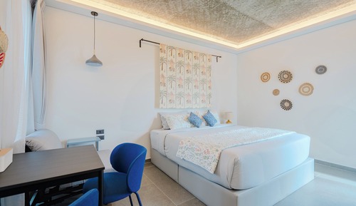 Premium Suite with Kitchenette