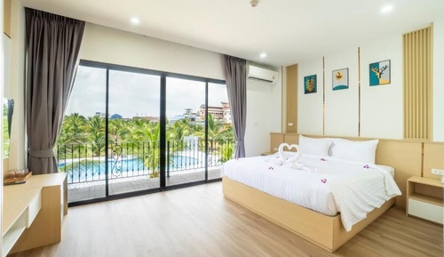 Deluxe Double Room, Non Smoking, Pool View
