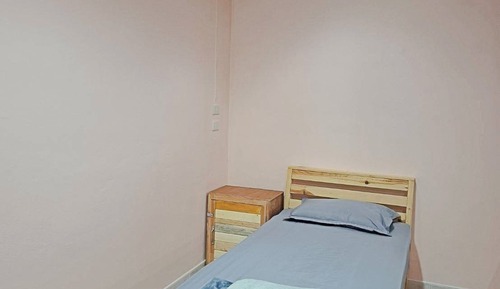 Shared Dormitory, Mixed Dorm, Air conditioning