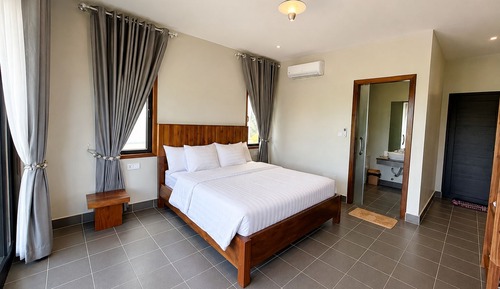 Deluxe Double Room, Balcony, Garden View