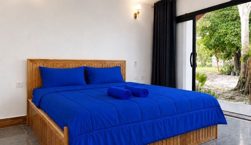 Standard Double Room, Garden View
