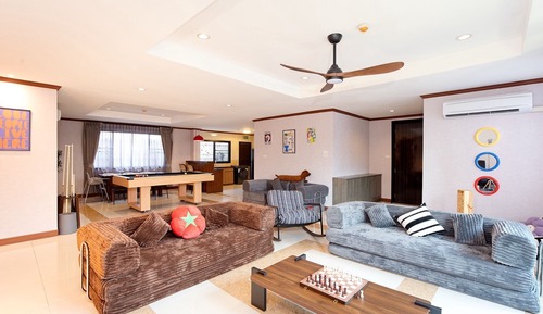 Majesty Terrace