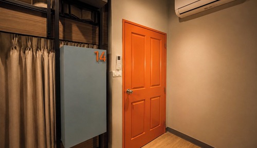 Standard Shared Dormitory, Men only