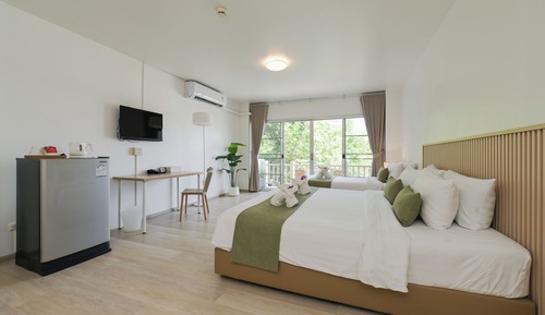 Superior Triple Room