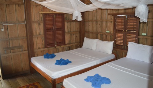 Family Front Beach Bungalow