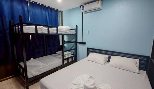 Quadruple Room, Mountain View