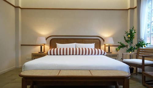 Standard Double Room, Garden View
