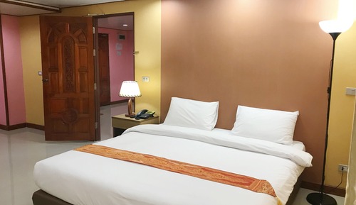 Riverview Suite Double Room