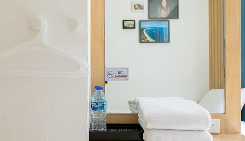 Twin Room, Shared Bathroom