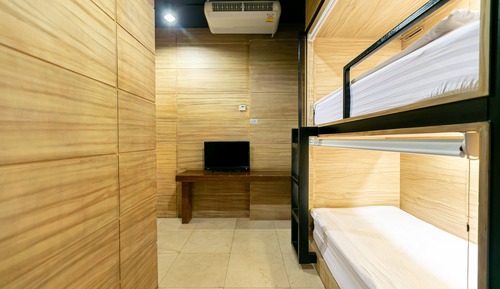 Family Room, Shared Bathroom