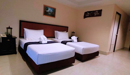 Deluxe Twin Room