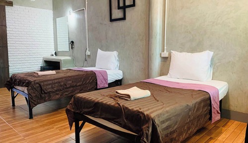 Budget Twin Room 