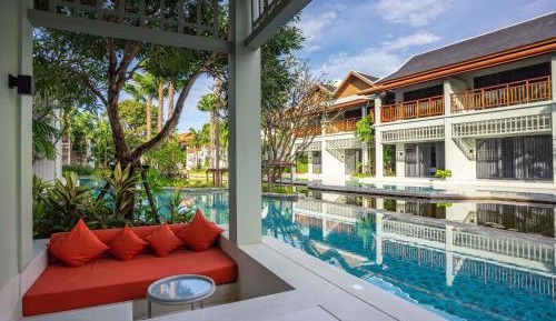 Deluxe Twin Room with Pool Access