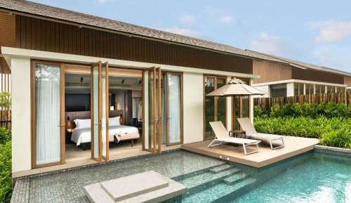 One-Bedroom Pool Villa - Beach Front