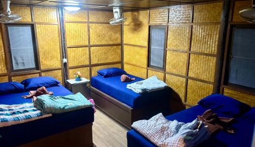 Deluxe Family Suite