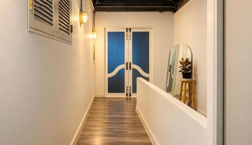 Studio with Balcony