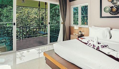 Double Room with Balcony (2 Adults + 1 Child)
