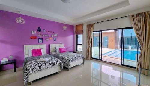 Twin Room with Pool View