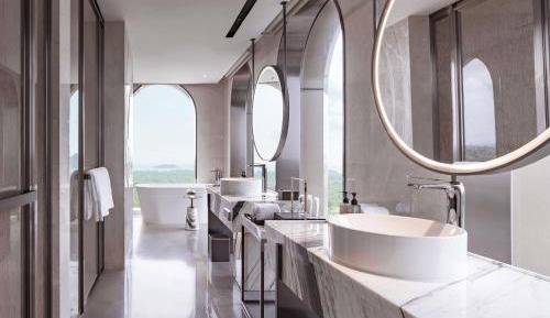 Arjuna Junior Suite Balcony