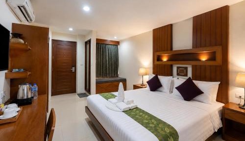 Queen Room with Balcony