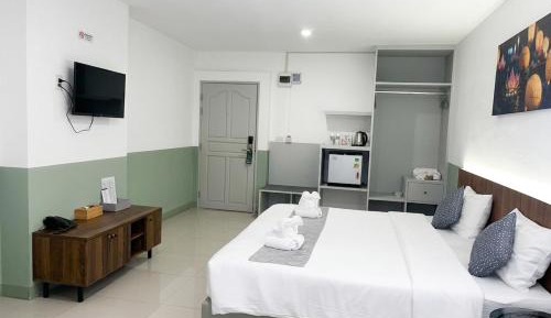 Deluxe King Room